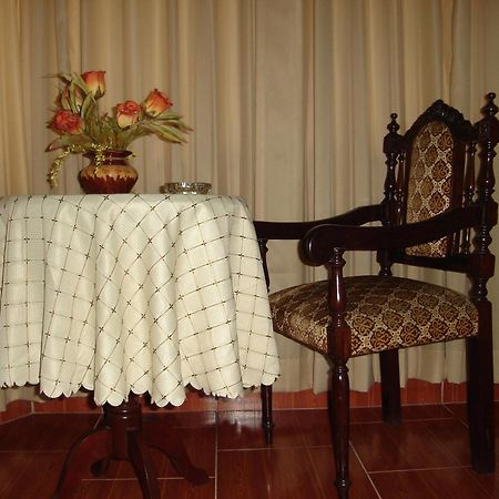 Hotel Suite Plaza トルヒーリョ エクステリア 写真