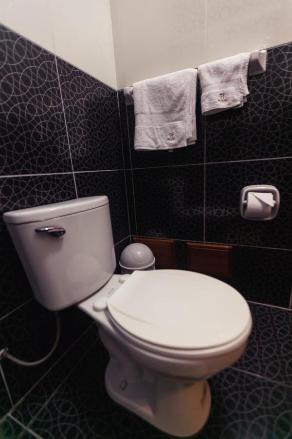 Hotel Suite Plaza トルヒーリョ エクステリア 写真