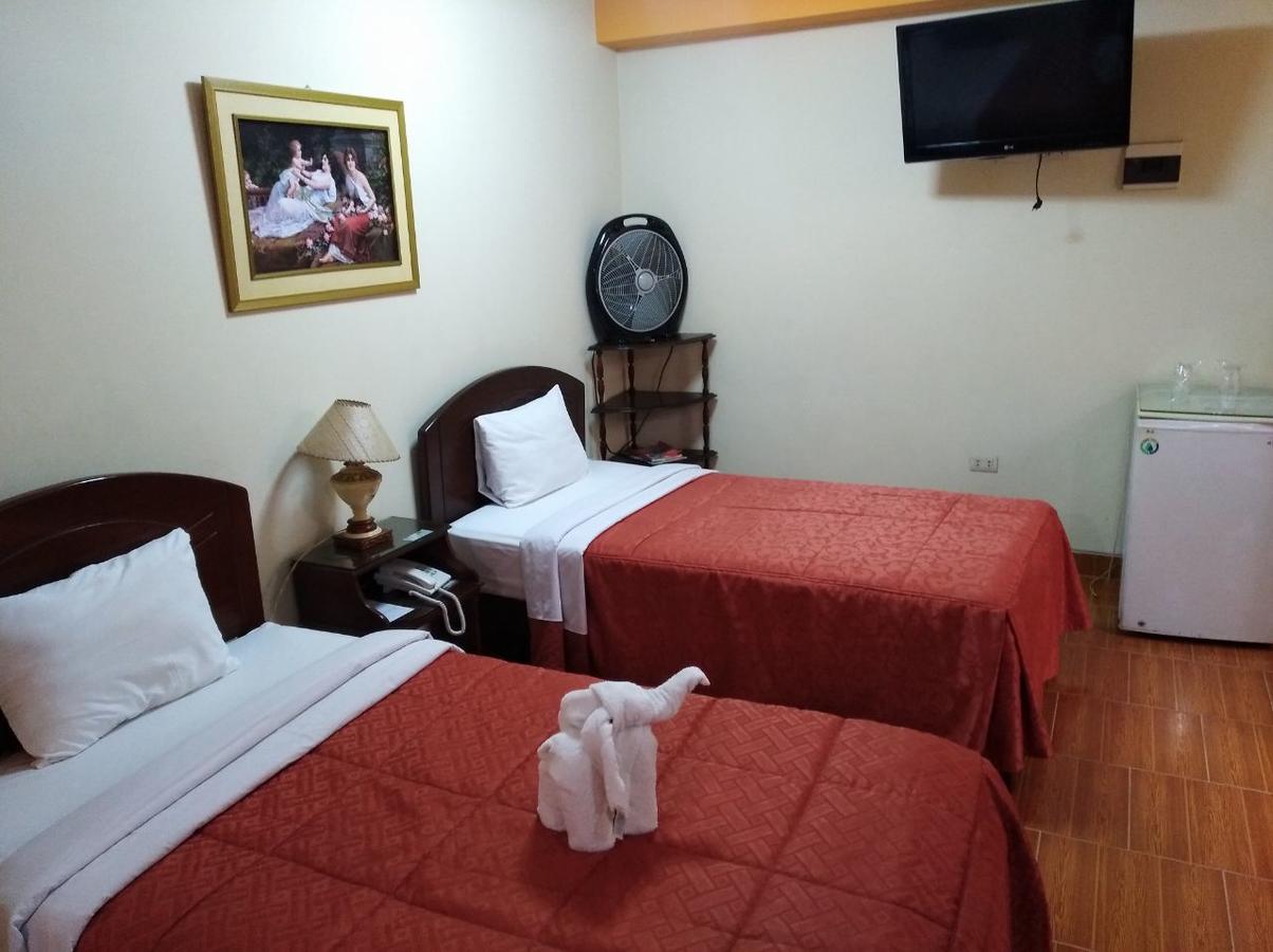 Hotel Suite Plaza トルヒーリョ エクステリア 写真