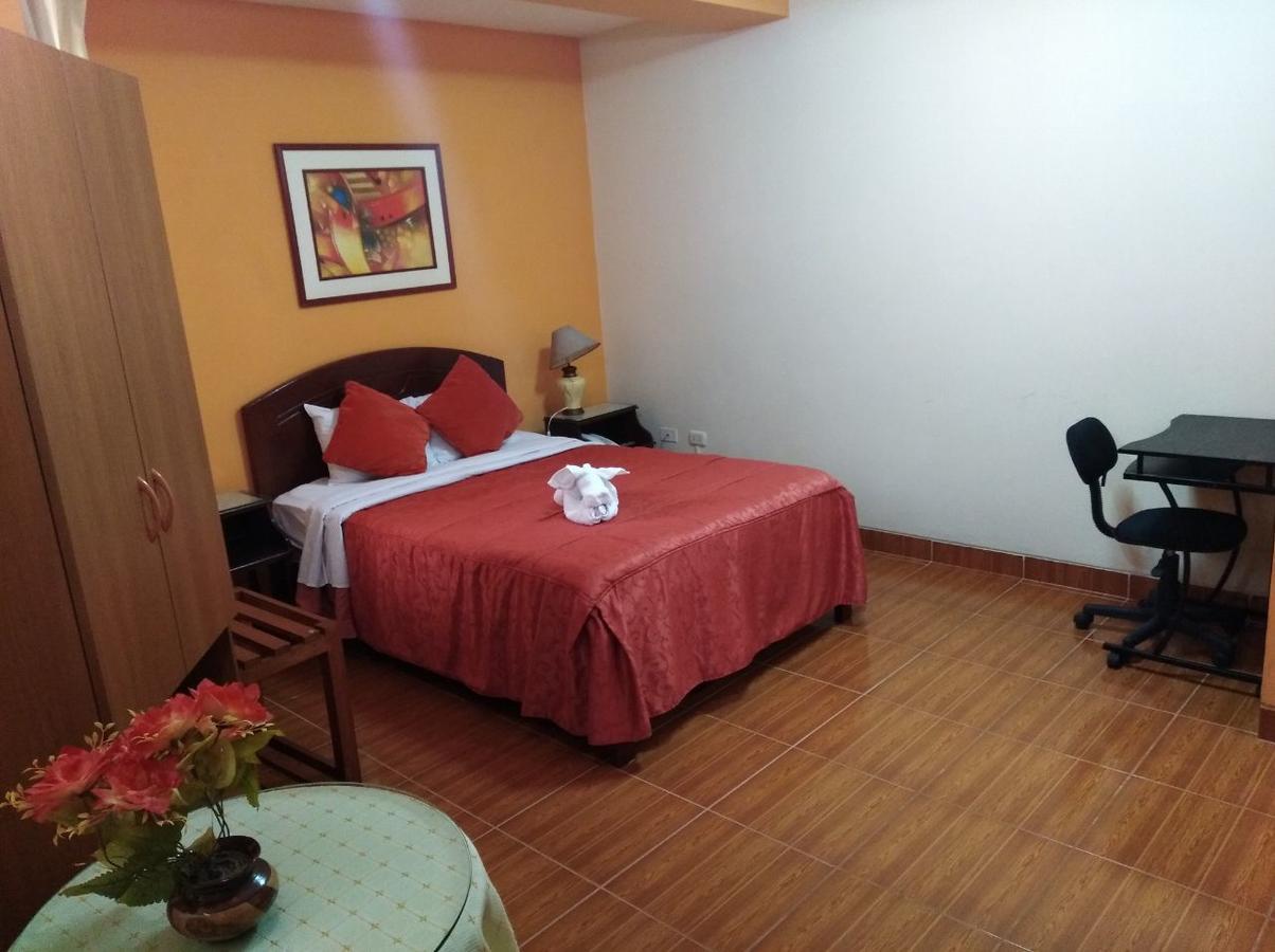Hotel Suite Plaza トルヒーリョ エクステリア 写真